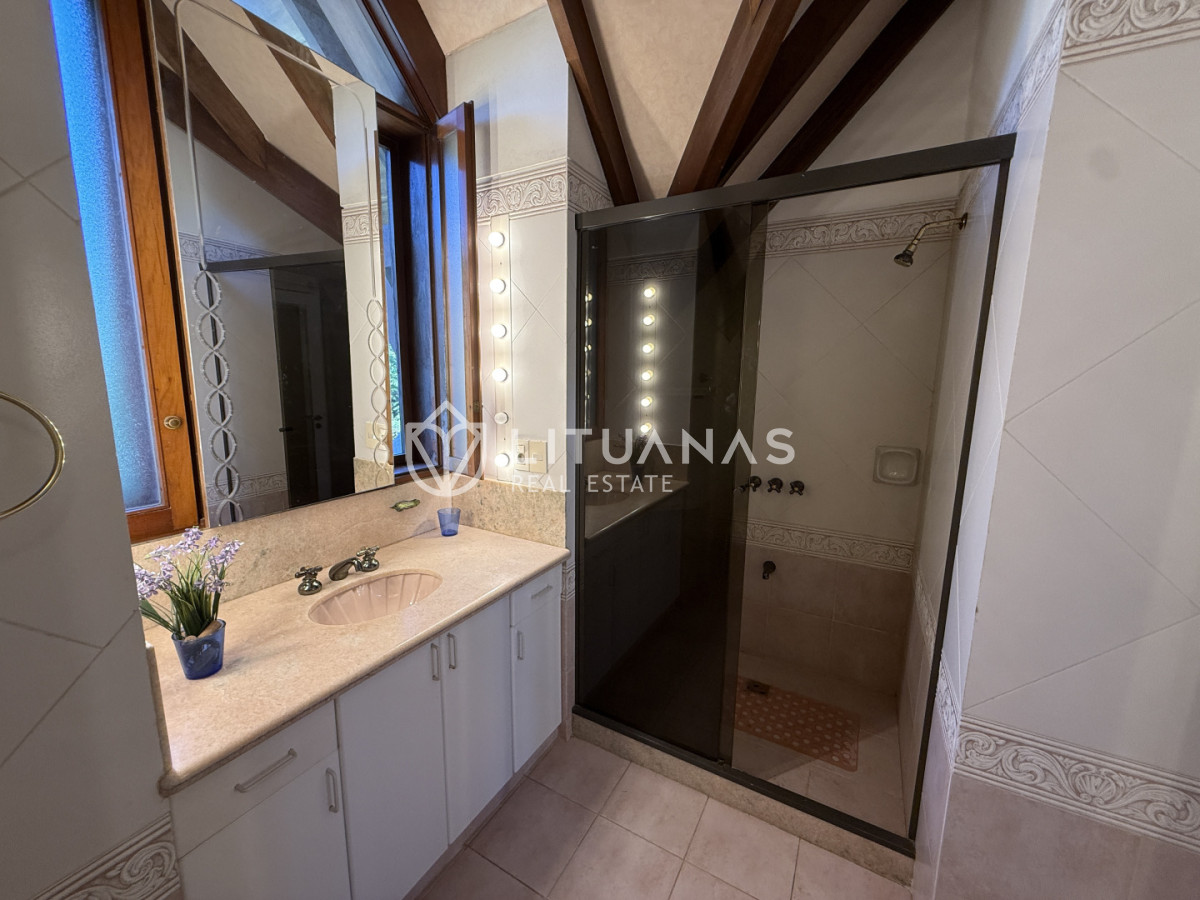 Casa ID.93 - Casa Hotel en Paradas Mansa de 12 dormitorios