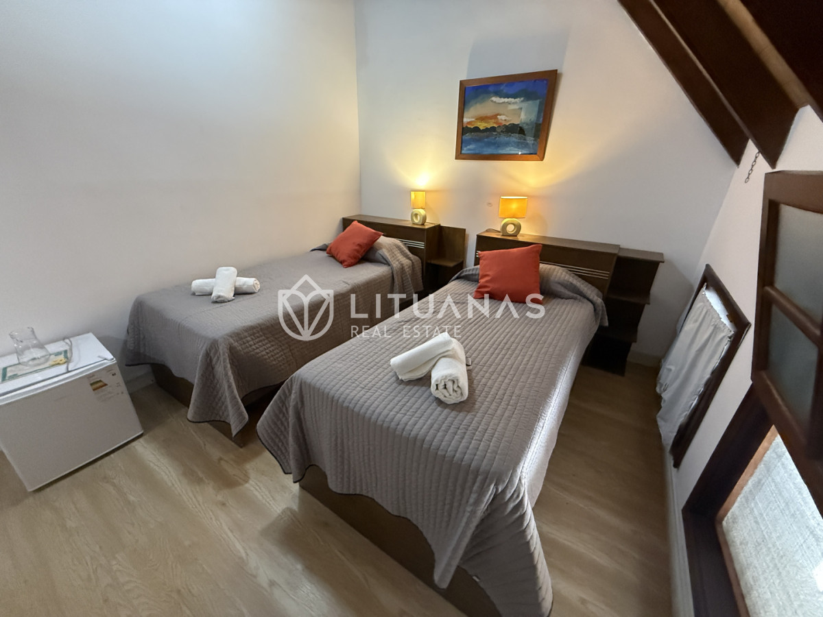 Casa ID.93 - Casa Hotel en Paradas Mansa de 12 dormitorios