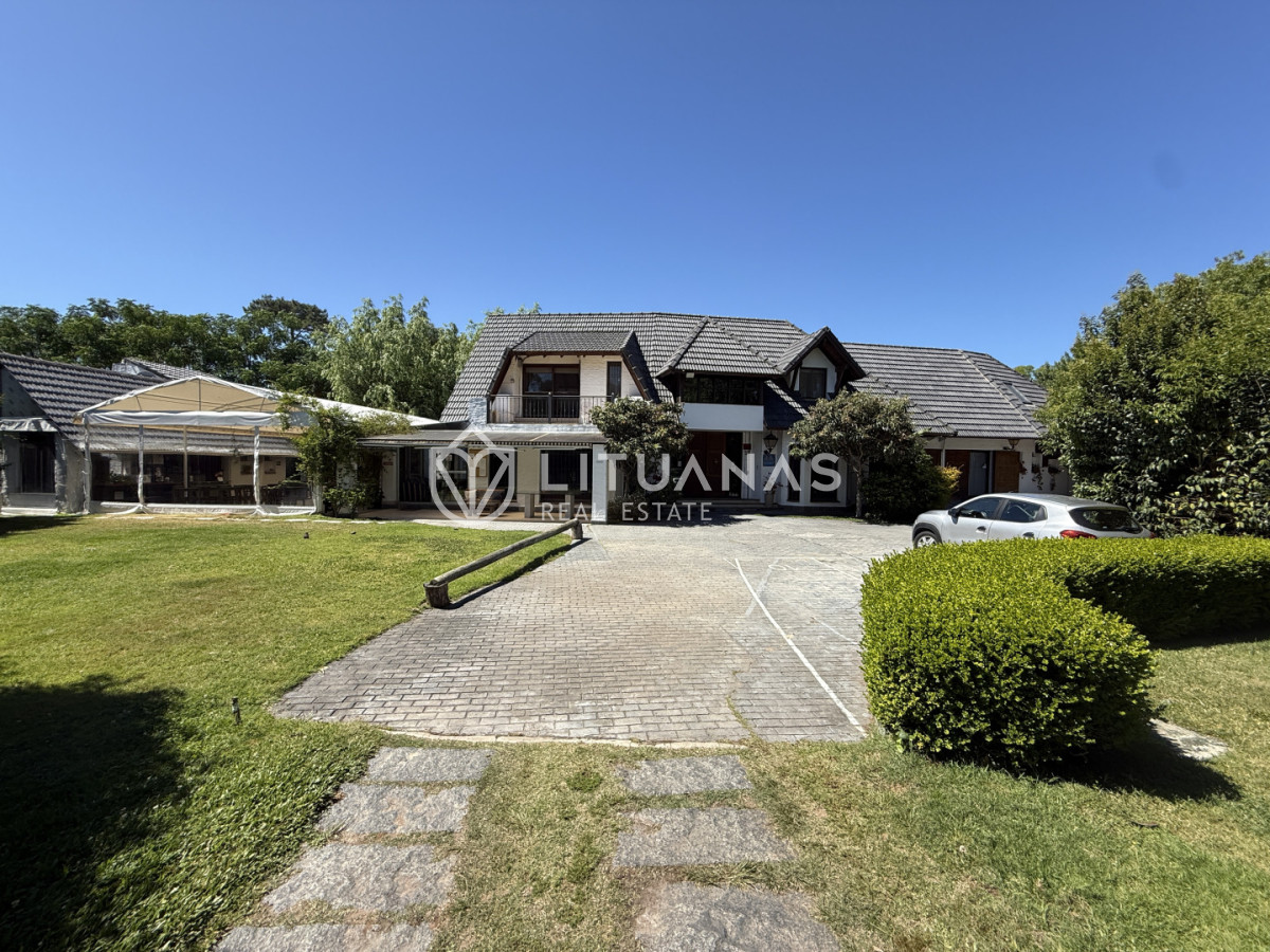 Casa ID.93 - Casa Hotel en Paradas Mansa de 12 dormitorios