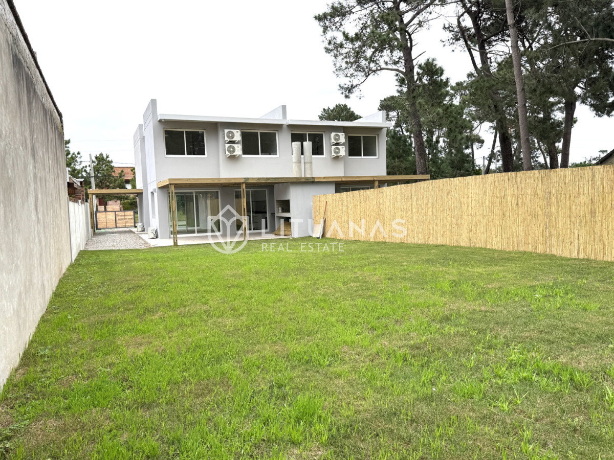 Casa ID.98 - Ph a estrenar 3 dorm. zona colegios