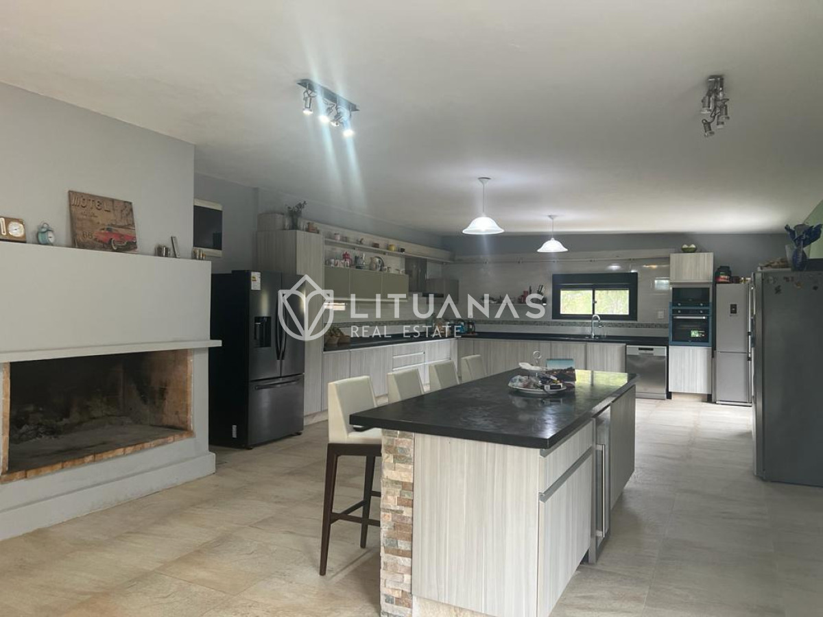 Chacra ID.178 - Campo de 254 hectáreas con residencia contemporánea en Maldonado