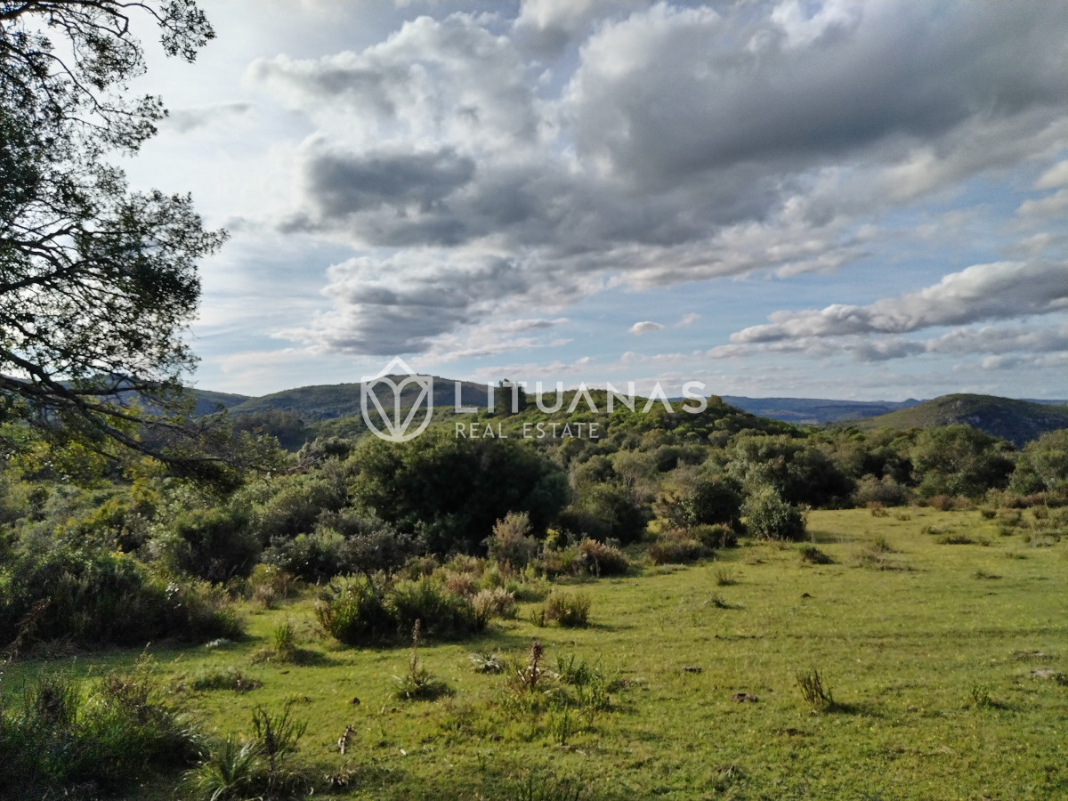 Chacra ID.5 - Fraccionamiento La Picapiedra - Chacra 03 - 3,5Has Con posibilidad de ampliar más tierra
