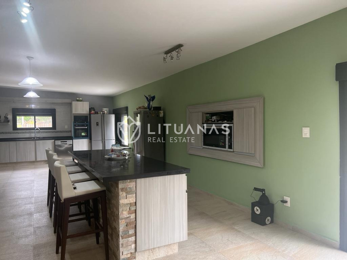 Chacra ID.178 - Campo de 254 hectáreas con residencia contemporánea en Maldonado