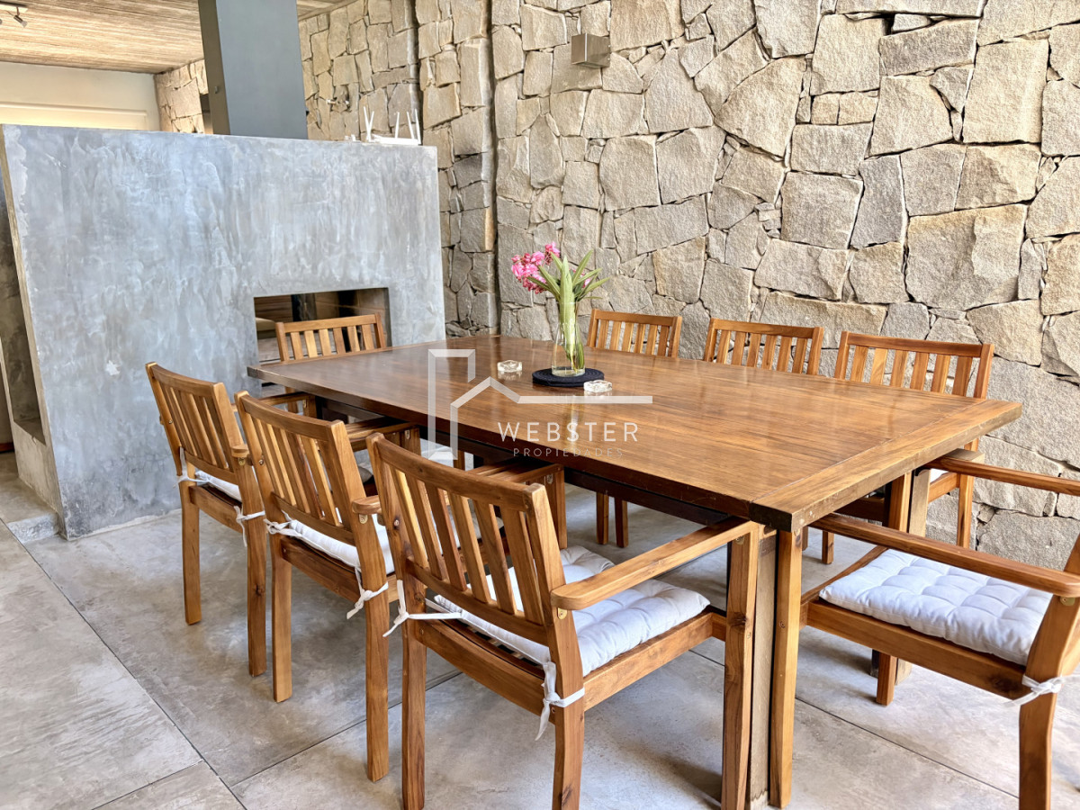 Casa ID.2553 - Alquiler de Verano - Montoya, La Barra - 3 Dorm + Depencia y Piscina