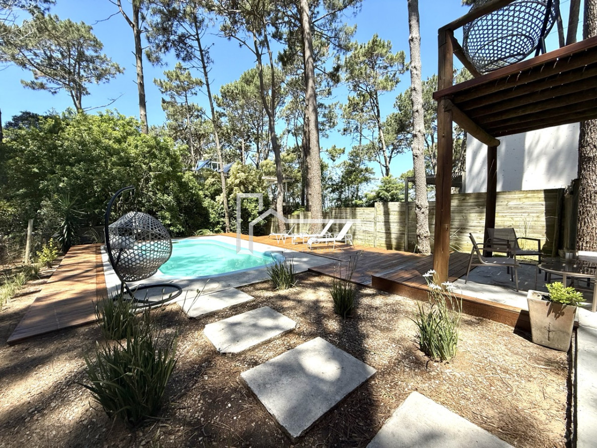 Casa ID.2553 - Alquiler de Verano - Montoya, La Barra - 3 Dorm + Depencia y Piscina