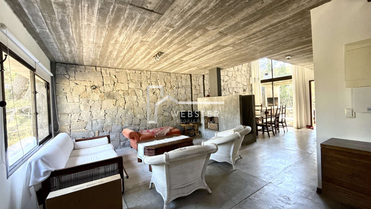 Casa ID.2553 - Alquiler de Verano - Montoya, La Barra - 3 Dorm + Depencia y Piscina