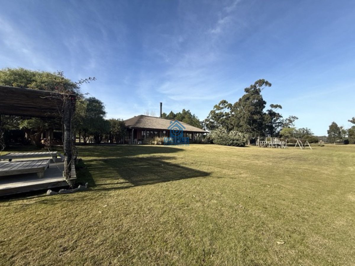 Casa ID.967 - Casa en Venta en El quijote barrio privado de Chacras