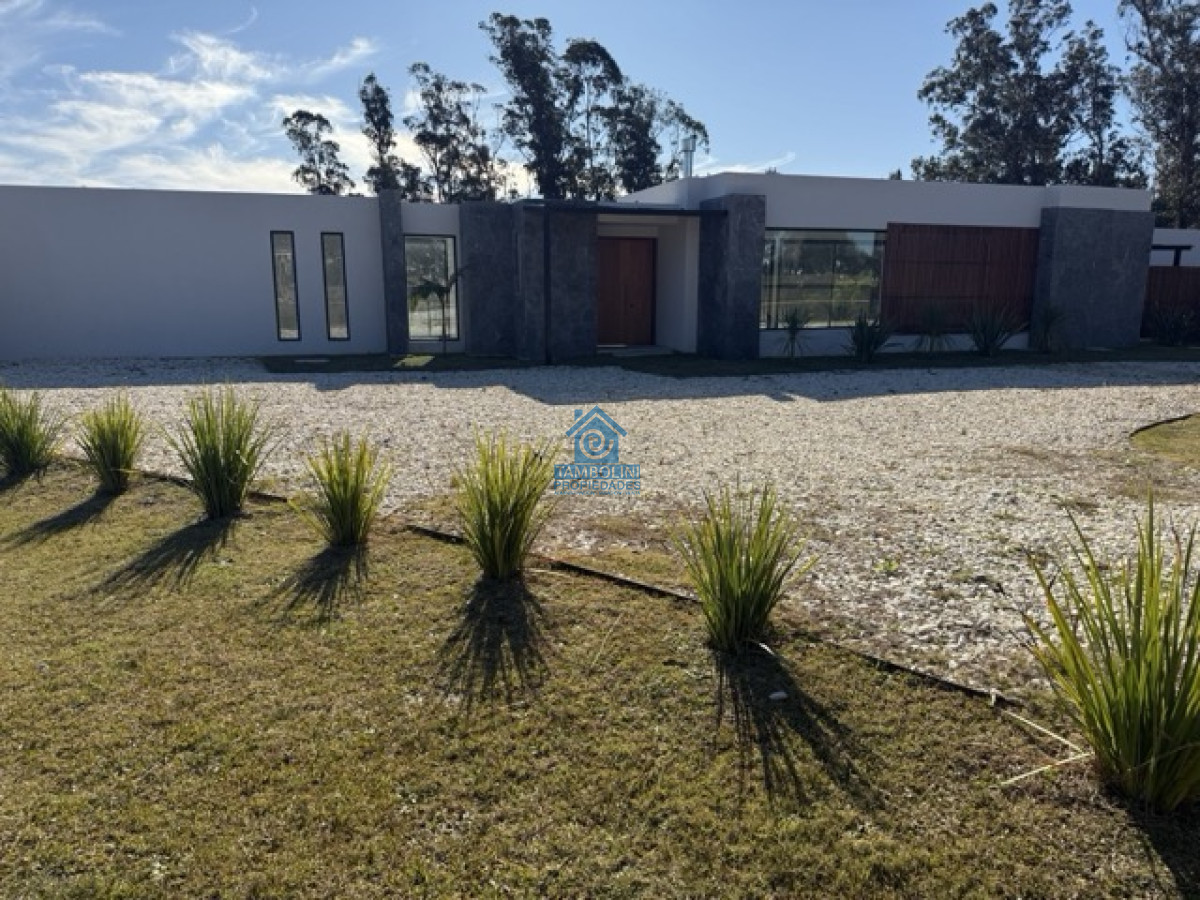 Casa ID.967 - Casa en Venta en El quijote barrio privado de Chacras