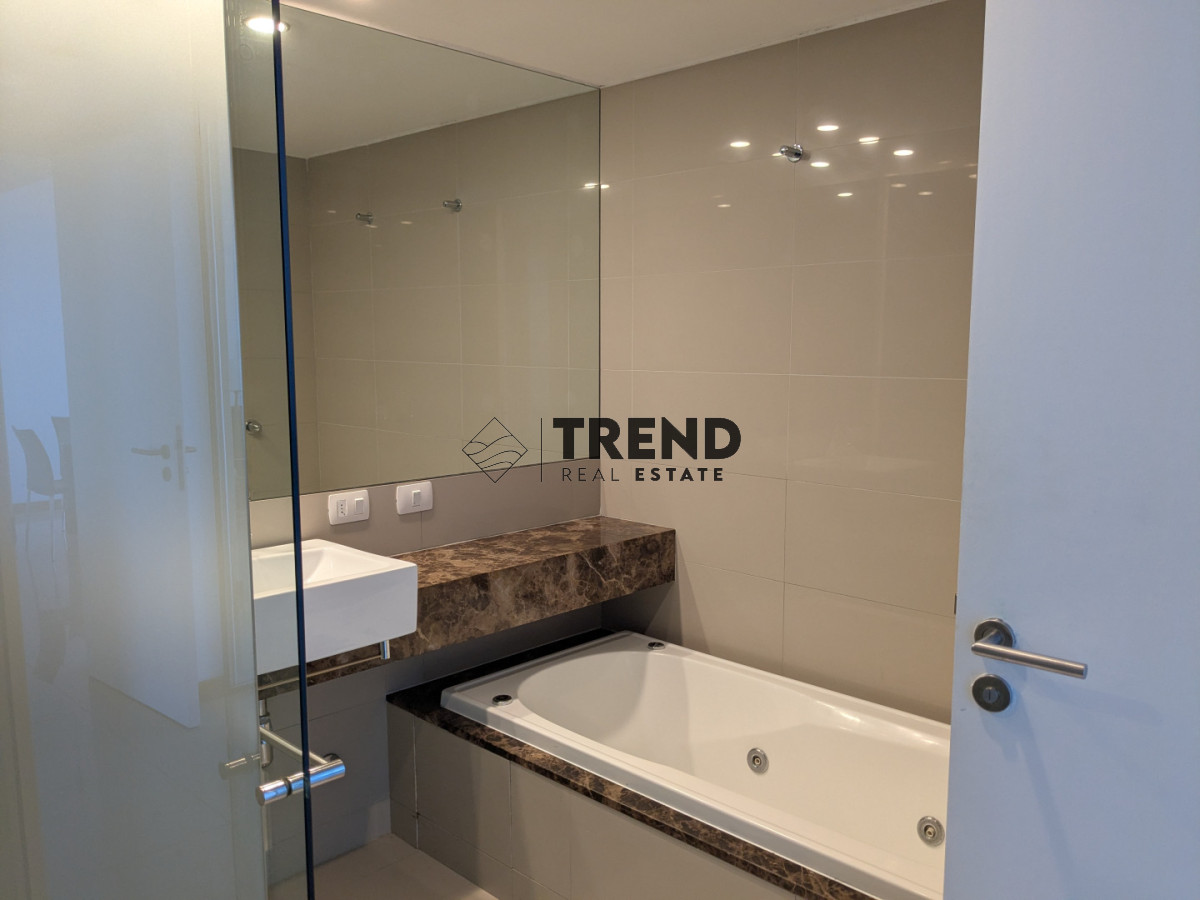 Apartamento ID.54 - Departamento de 3 dorm Frente al Mar Playa Brava, Parada 9