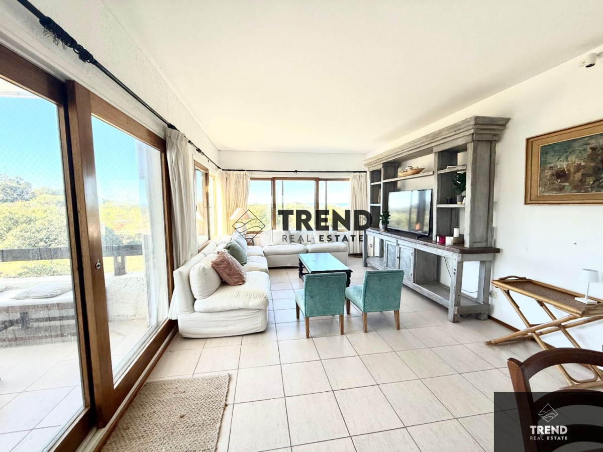 Apartamento ID.10 - Apartamento en venta c/ cochera en Rincón del Indio