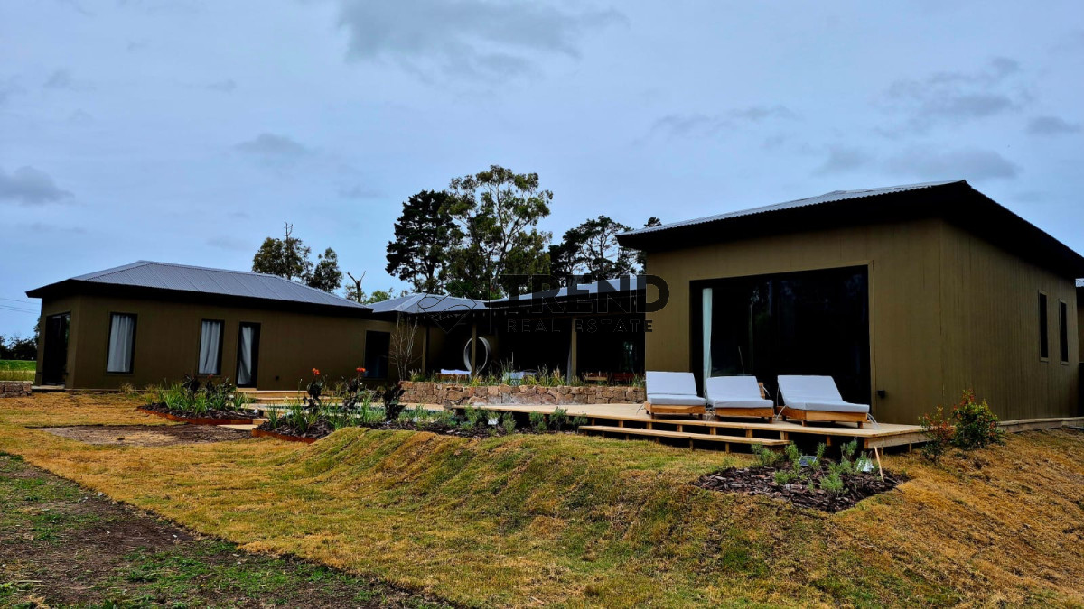 Espectacular casa en Puerto Quetzal 4 dormitorios - TRE49C