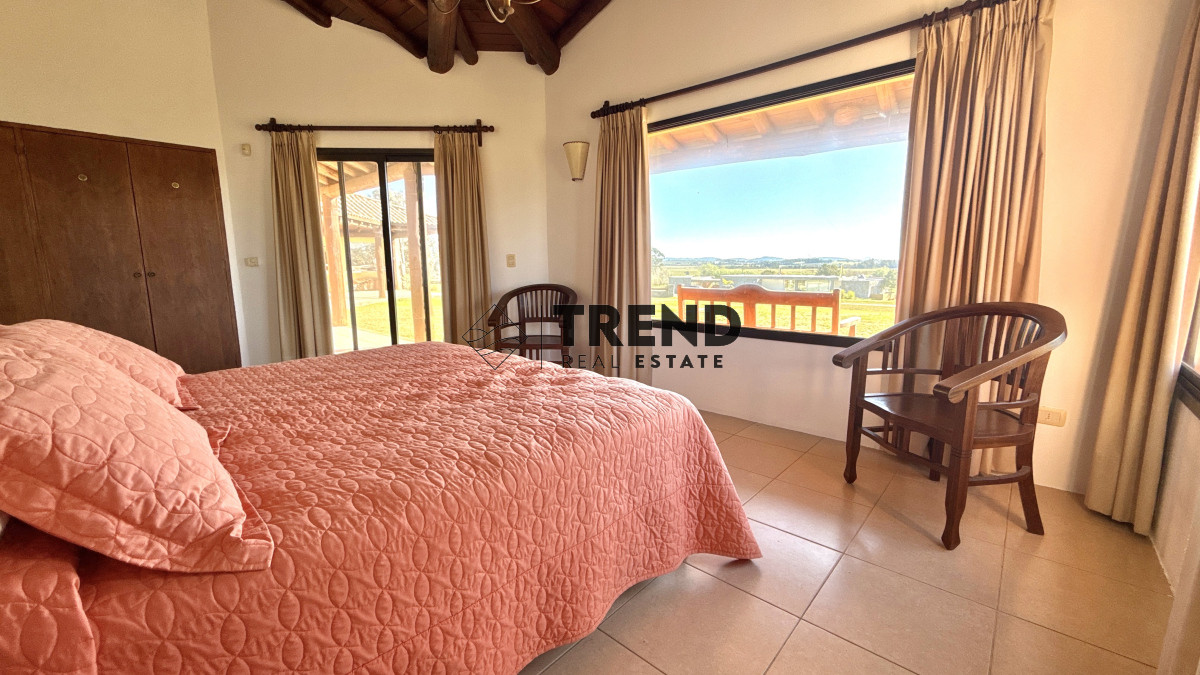 Casa ID.29 - Casa de 4 dormitorios en el Quijote en Venta