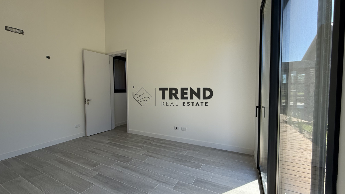 Casa ID.26 - Casa en Venta en Barrio Don Miguel, 4 dormitorios 