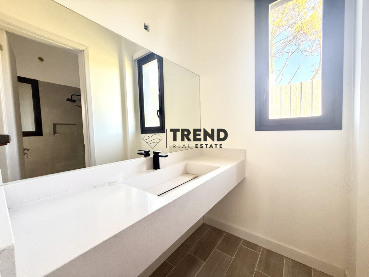 Casa ID.26 - Casa en Venta en Barrio Don Miguel, 4 dormitorios 