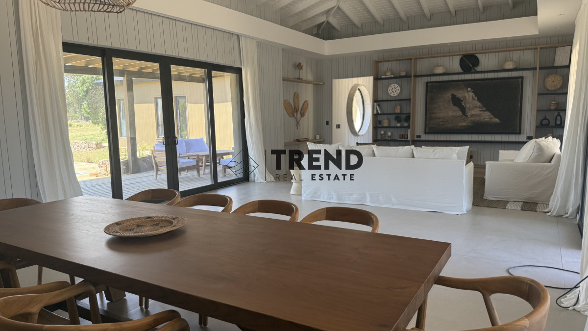 Casa ID.49 - Espectacular casa en Puerto Quetzal 4 dormitorios