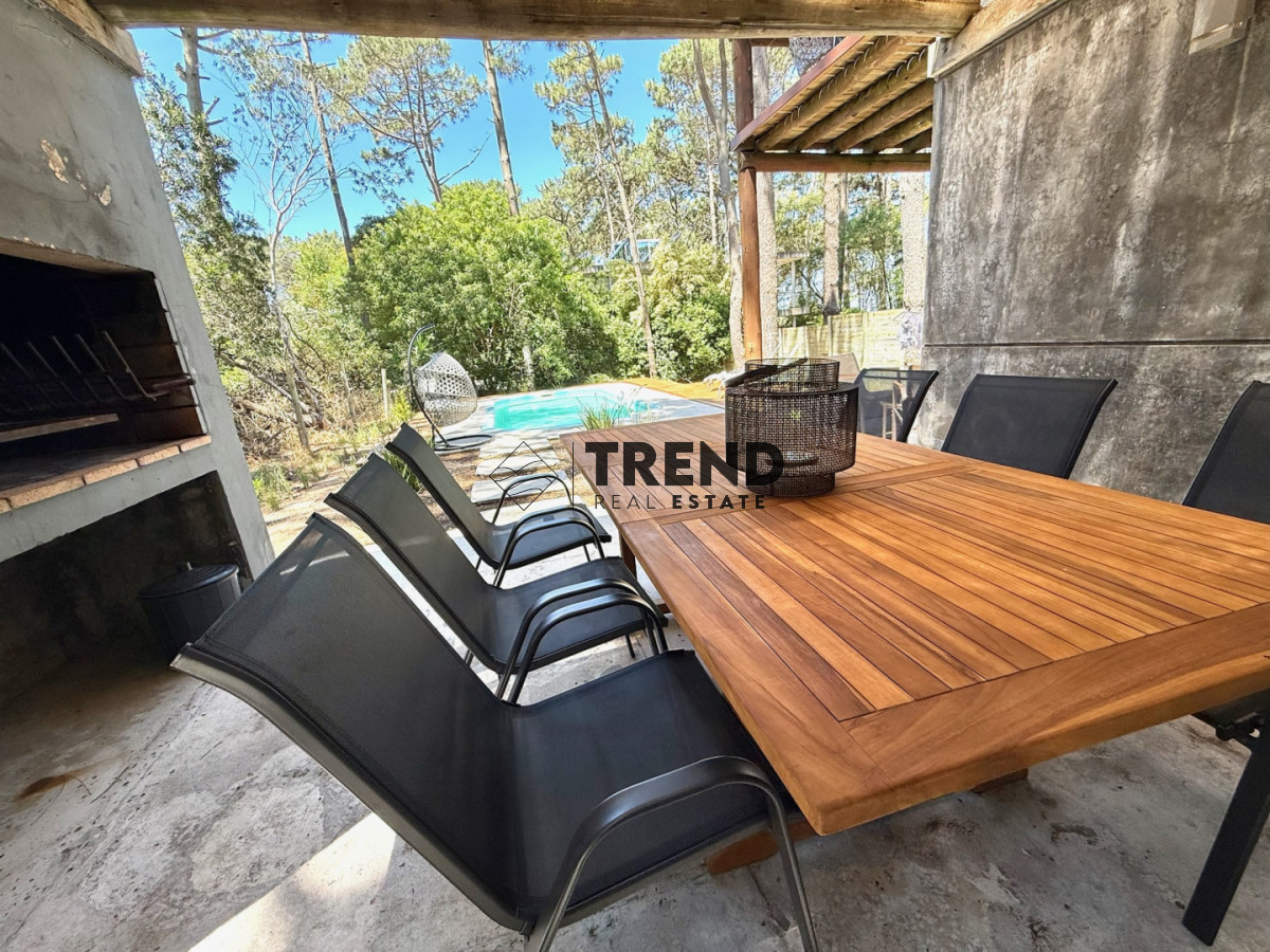 Casa ID.41 - Alquiler de Verano - Montoya, La Barra - 3 Dorm + Depencia y Piscina