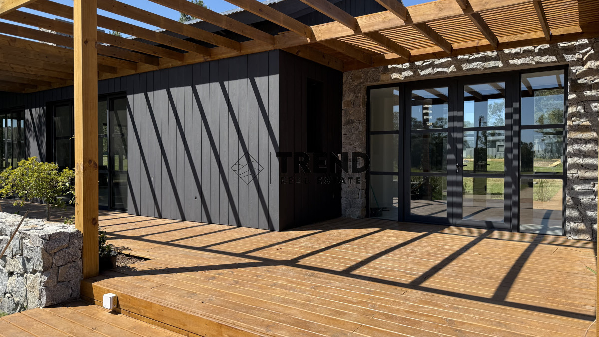 Casa ID.26 - Casa en Venta en Barrio Don Miguel, 4 dormitorios 