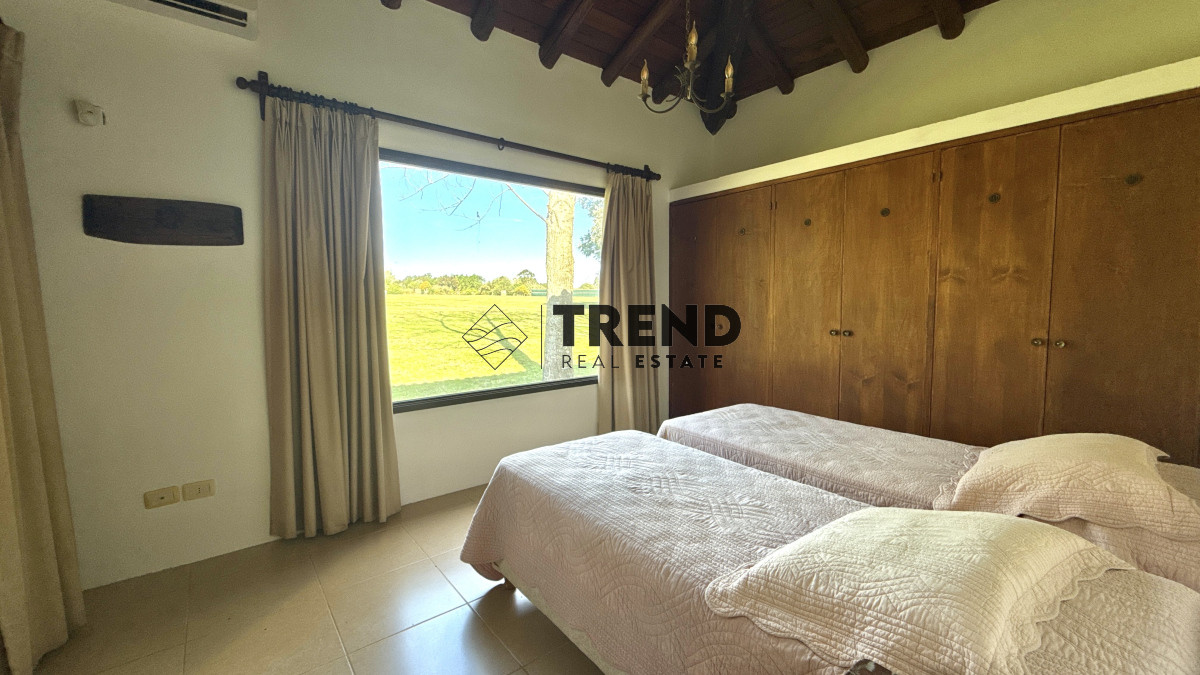 Casa ID.29 - Casa de 4 dormitorios en el Quijote en Venta