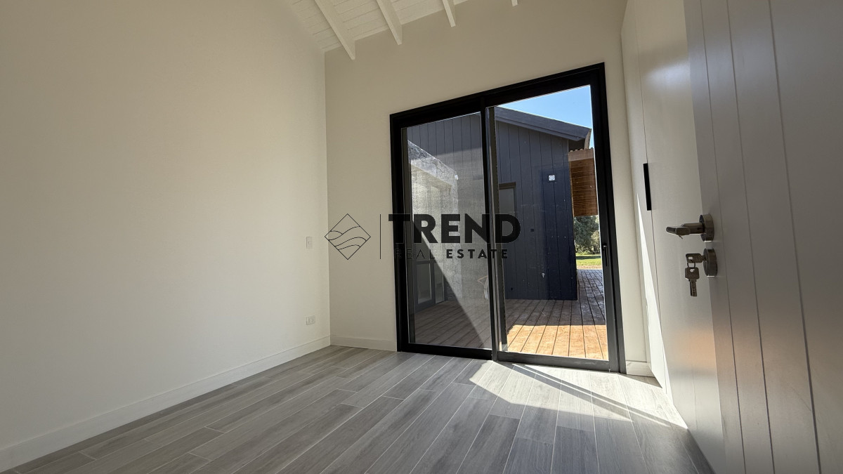 Casa ID.26 - Casa en Venta en Barrio Don Miguel, 4 dormitorios 