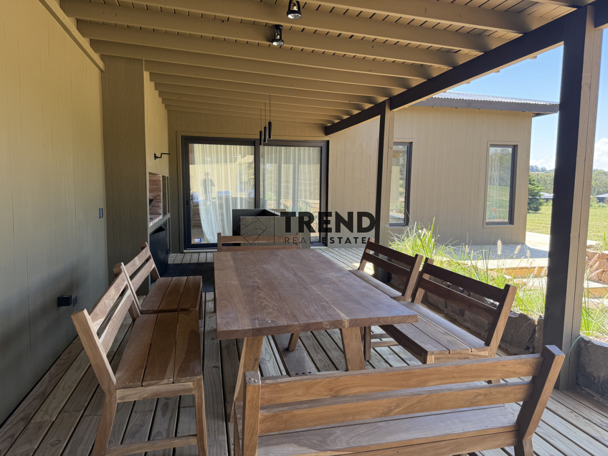 Casa ID.49 - Espectacular casa en Puerto Quetzal 4 dormitorios