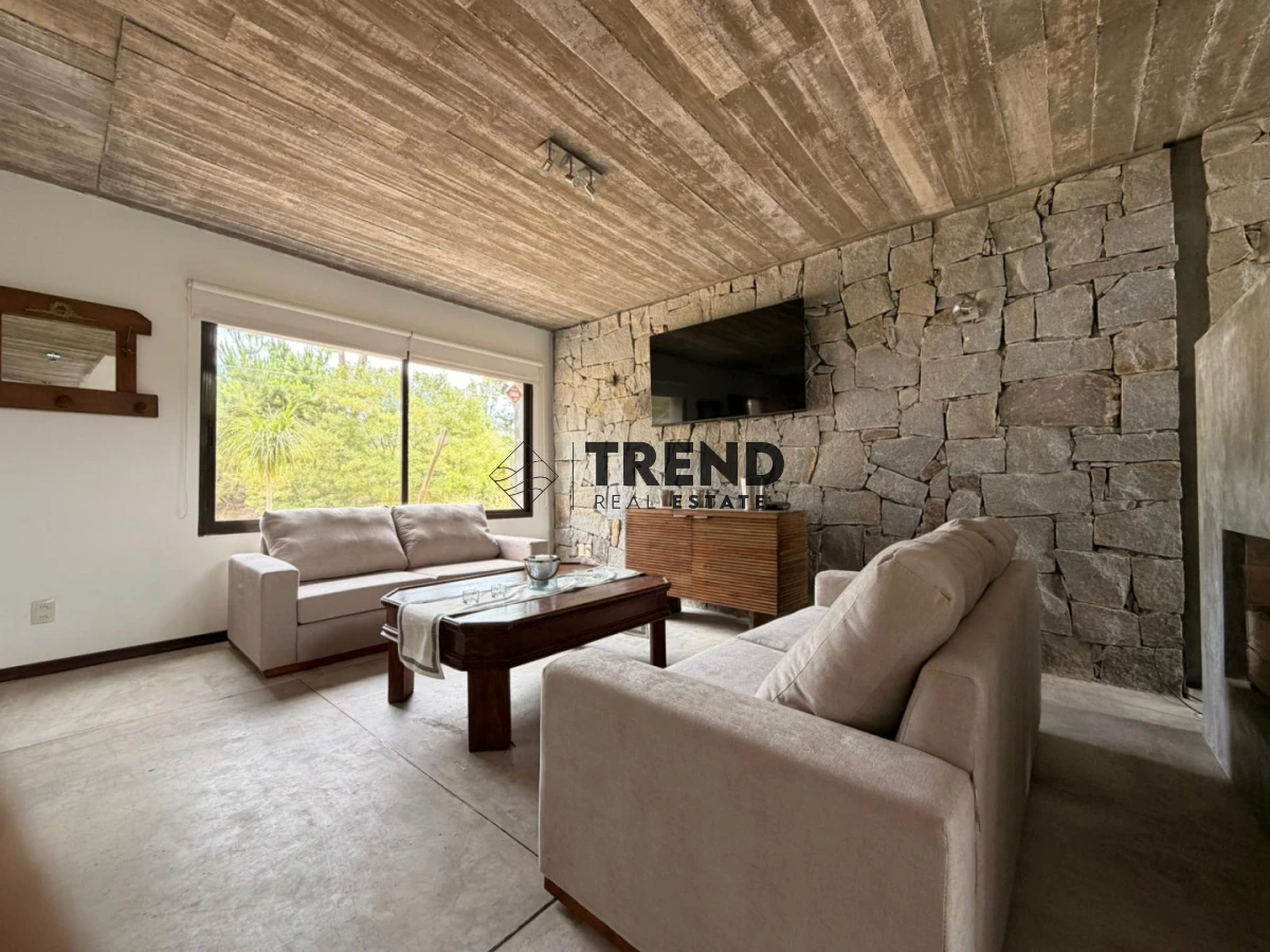 Casa ID.41 - Alquiler de Verano - Montoya, La Barra - 3 Dorm + Depencia y Piscina