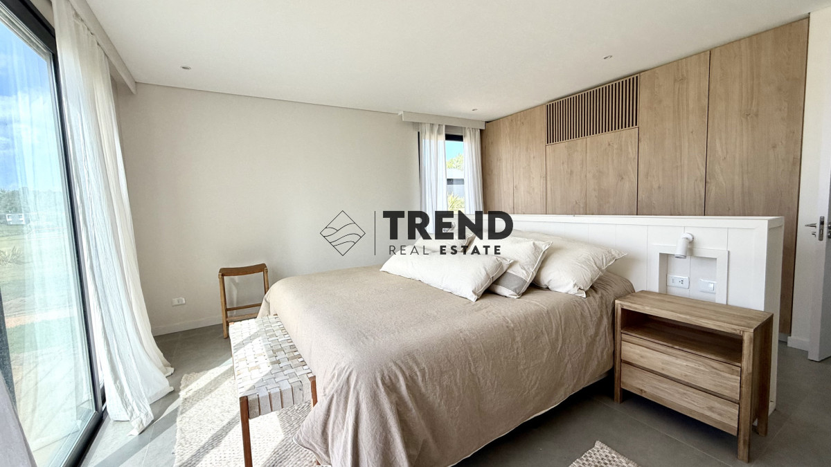 Casa ID.62 - Gran casa de 4 dormitorios en Barrio privado Pueblo Mio