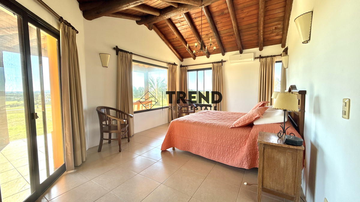 Casa ID.29 - Casa de 4 dormitorios en el Quijote en Venta