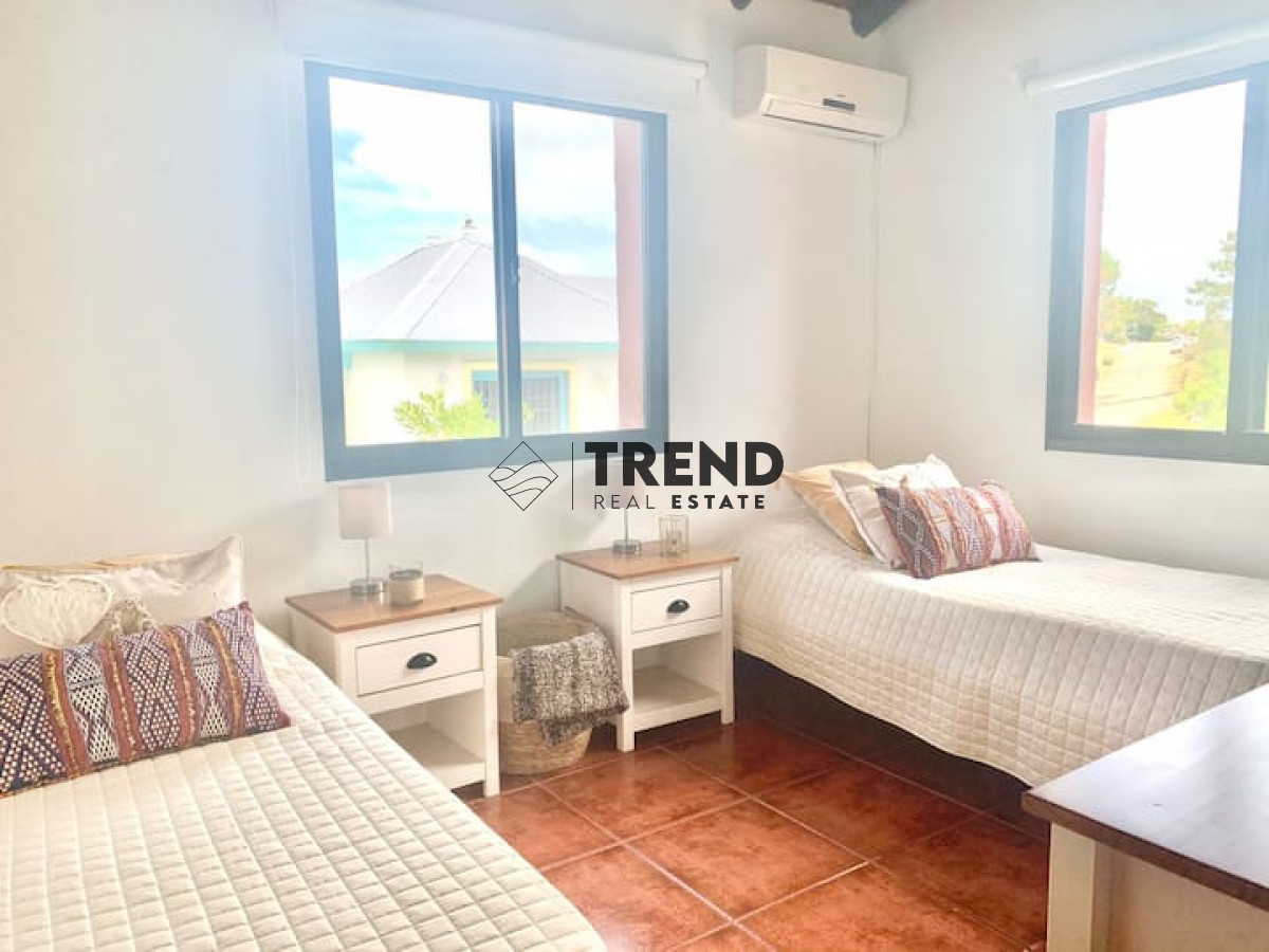 Casa ID.73 - Casa de 4 Dormitorios con Piscina en Montoya - La Barra