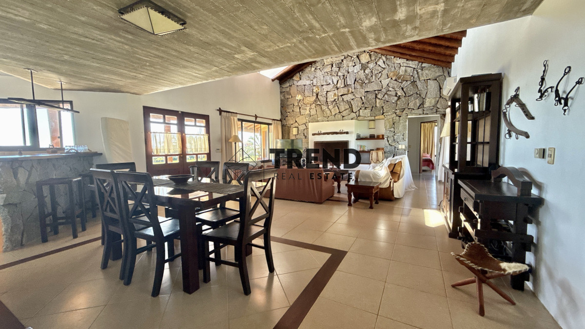 Casa ID.29 - Casa de 4 dormitorios en el Quijote en Venta