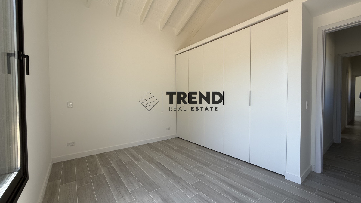 Casa ID.26 - Casa en Venta en Barrio Don Miguel, 4 dormitorios 