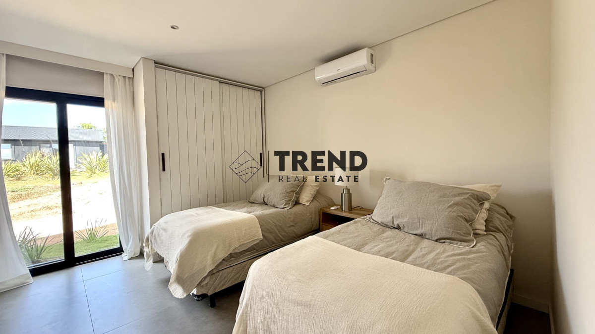 Casa ID.62 - Gran casa de 4 dormitorios en Barrio privado Pueblo Mio