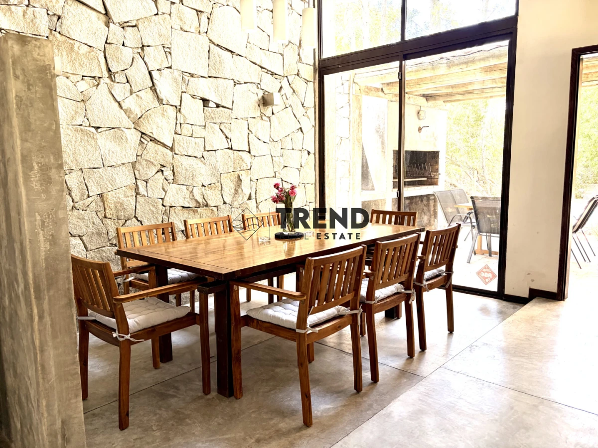 Casa ID.41 - Alquiler de Verano - Montoya, La Barra - 3 Dorm + Depencia y Piscina