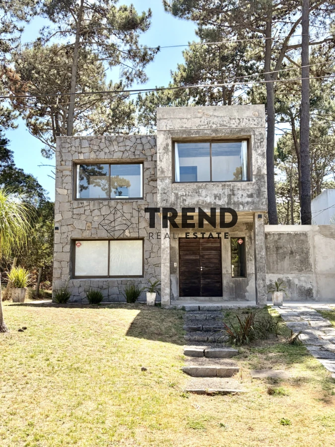 Casa ID.41 - Alquiler de Verano - Montoya, La Barra - 3 Dorm + Depencia y Piscina