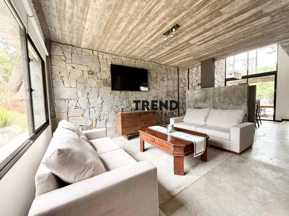 Casa ID.41 - Alquiler de Verano - Montoya, La Barra - 3 Dorm + Depencia y Piscina