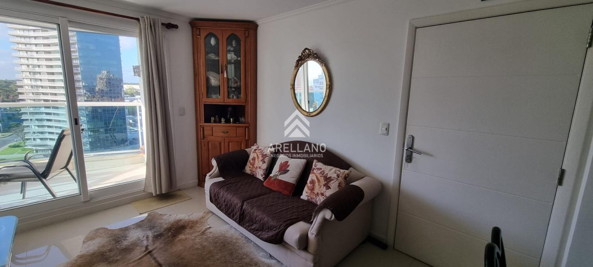 Apartamento ID.5751 - Venta apartamento a 200 mts del mar con todos los servicios 