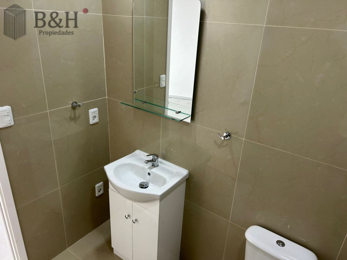 Local Comercial ID.7620 - SE ALQUILA Impresionante local 