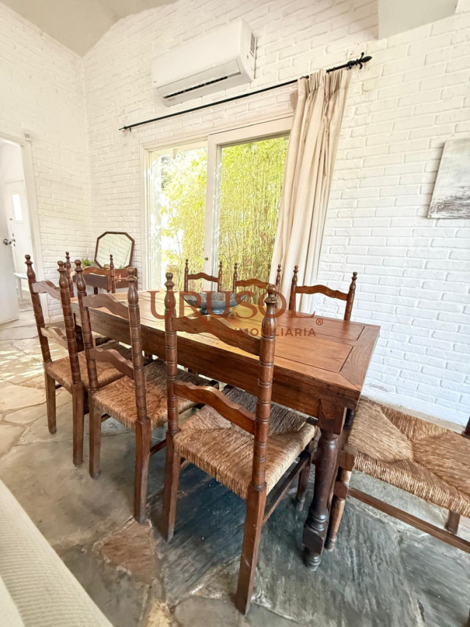 Casa ID.153 - Se alquila anual , hermosa casa en San Rafael 