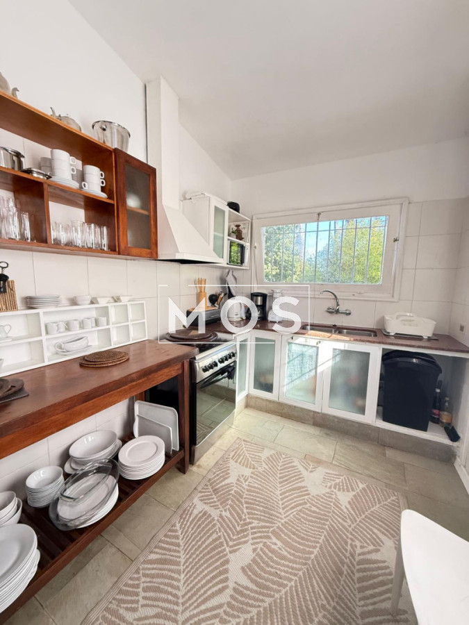 Casa ID.3385 - Se alquila anual , hermosa casa en San Rafael 