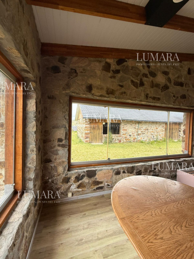 Chacra ID.2967 - Insuperable!!!  chacra 33 hás con  costa al arroyo Aiguá