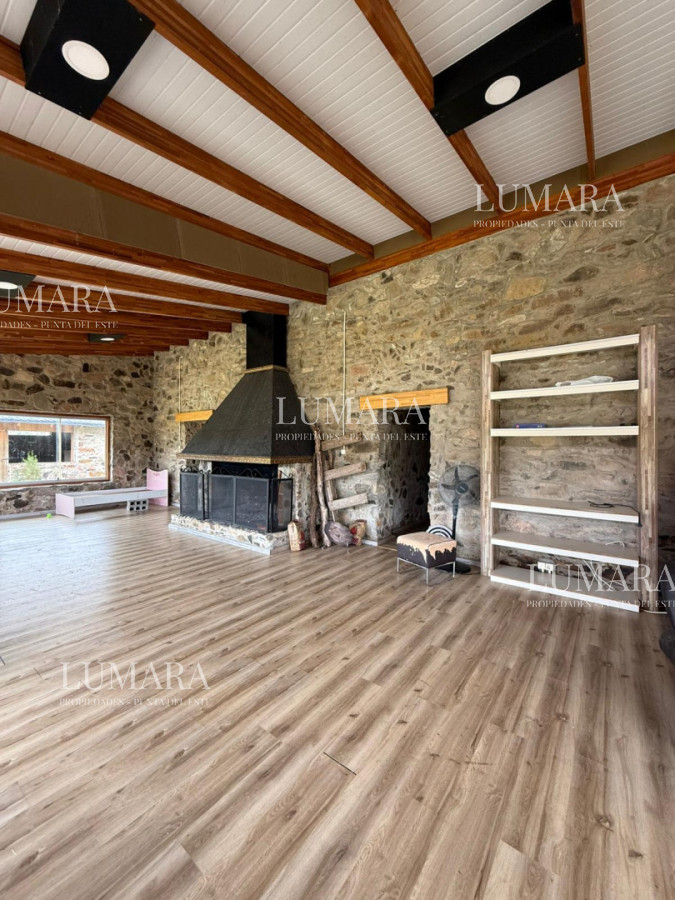 Chacra ID.2967 - Insuperable!!!  chacra 33 hás con  costa al arroyo Aiguá