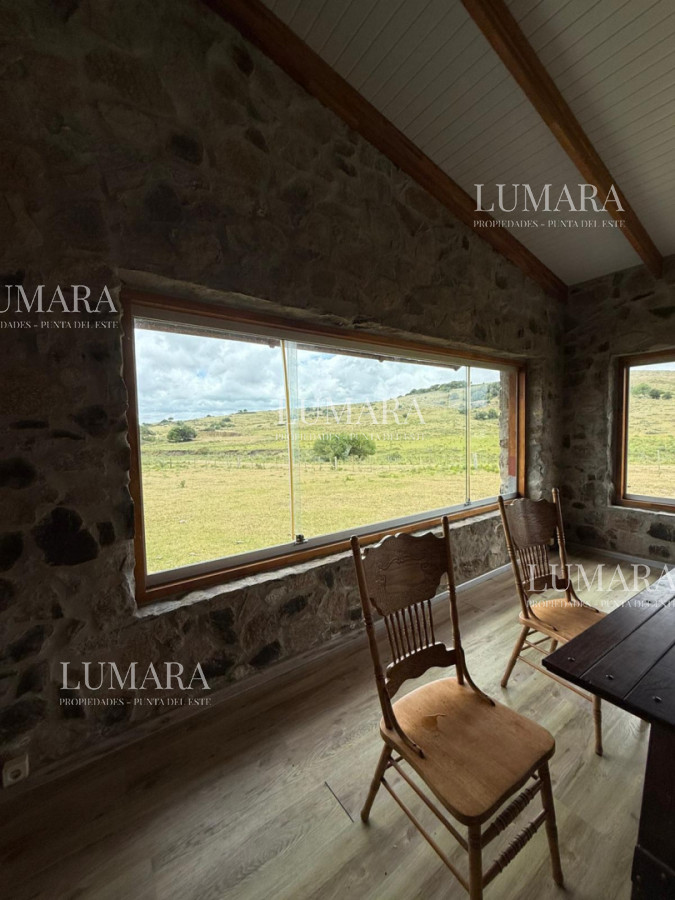 Chacra ID.2967 - Insuperable!!!  chacra 33 hás con  costa al arroyo Aiguá