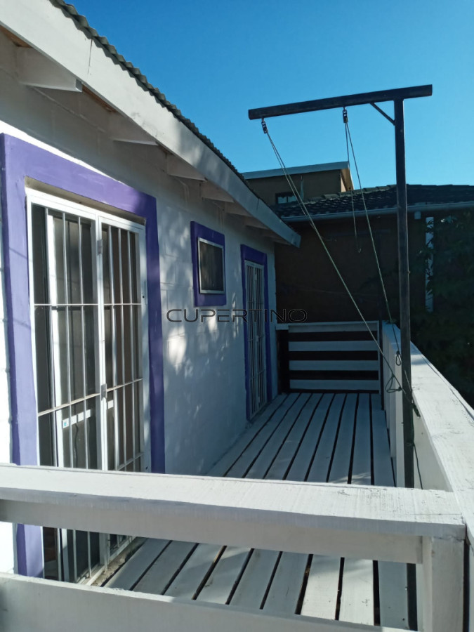 COMPLEJO DE 3 CASAS EN EL MISMO PREDIO — foto 7