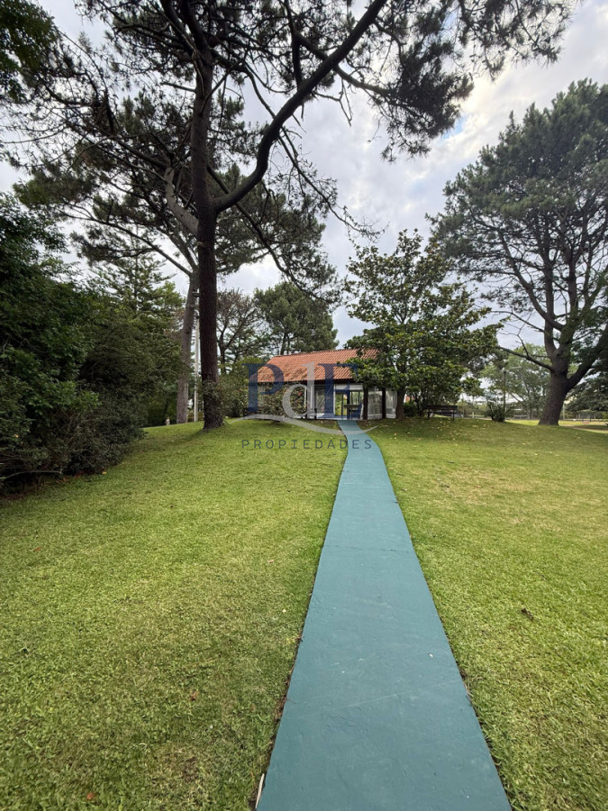 Gran oportunidad en venta! Apartamento 2 dorm. Punta del Este.  - Imagen 35