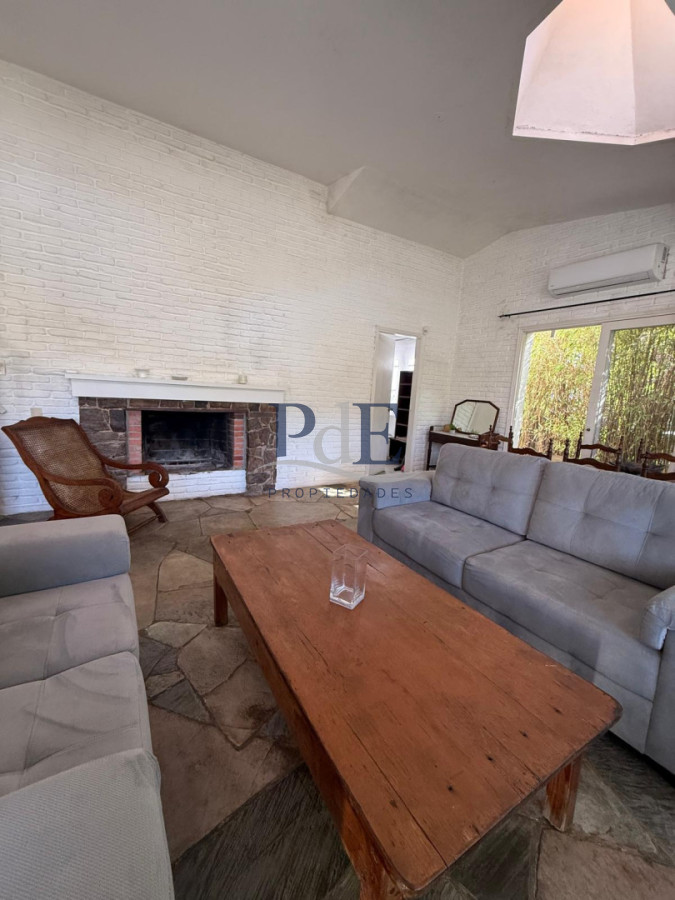 Se alquila anual , hermosa casa en San Rafael  - Imagen 19