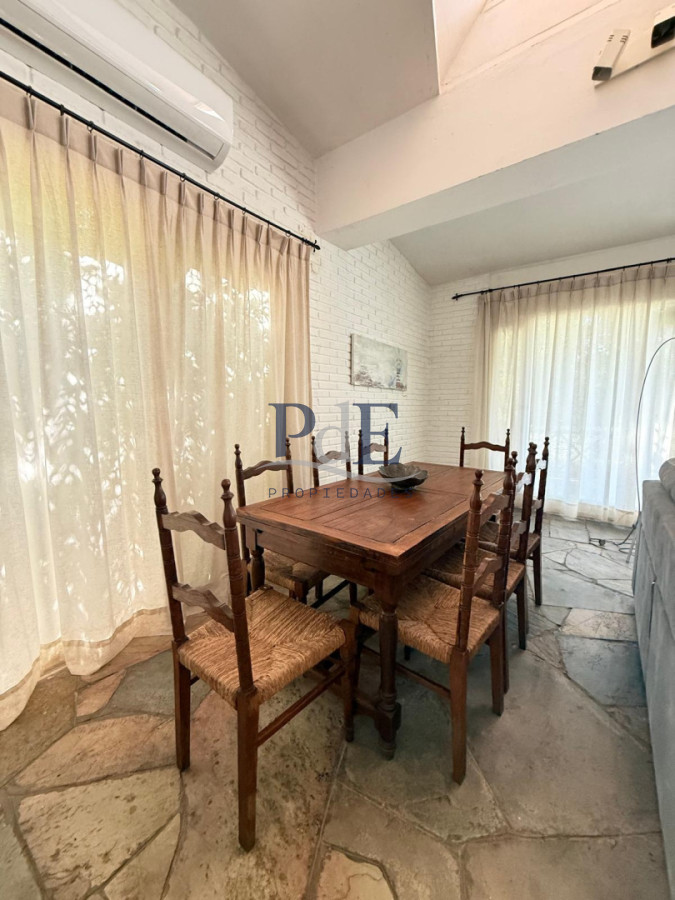 Se alquila anual , hermosa casa en San Rafael  - Imagen 16