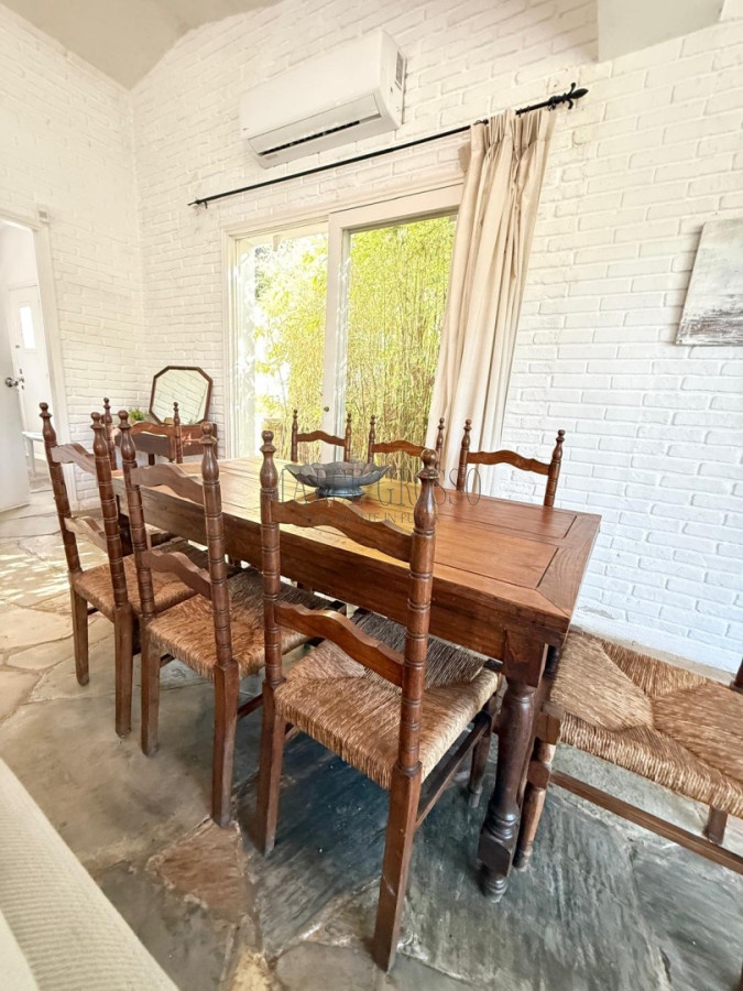Casa ID.248 - Se alquila anual , hermosa casa en San Rafael 