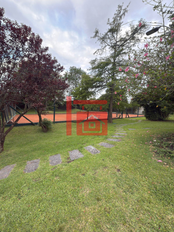 Apartamento ID.23 - ¡Gran oportunidad en venta! Apartamento en Parquemar 