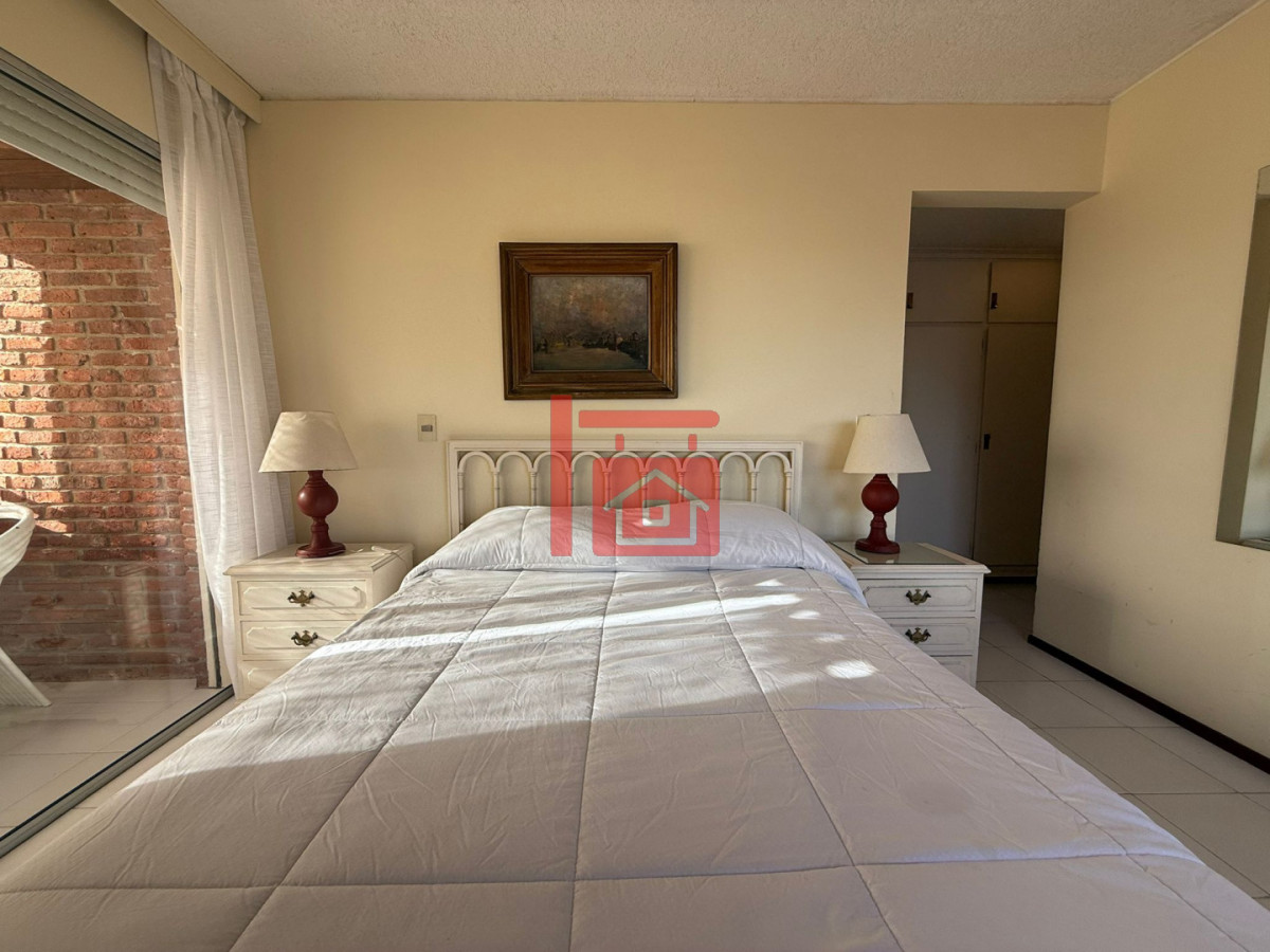 Apartamento ID.24 - ImperdibleApartamento de 3 dormitorios en Espigón Playa