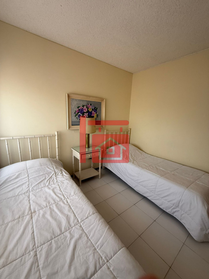 Apartamento ID.24 - ImperdibleApartamento de 3 dormitorios en Espigón Playa