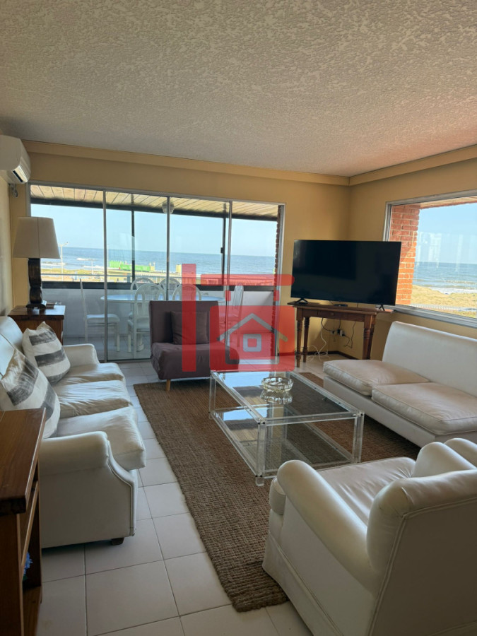 Apartamento ID.24 - ImperdibleApartamento de 3 dormitorios en Espigón Playa